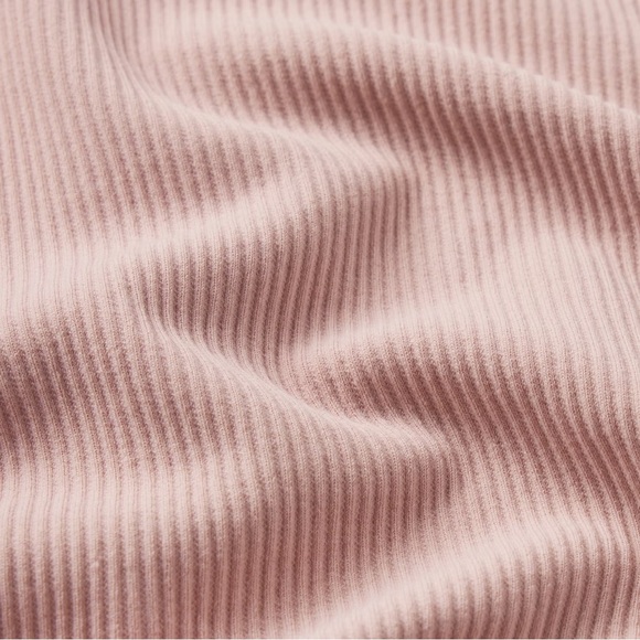 Skims x Nike Ribbed Seamless Short Sleeve Top - Picture 3 of 8